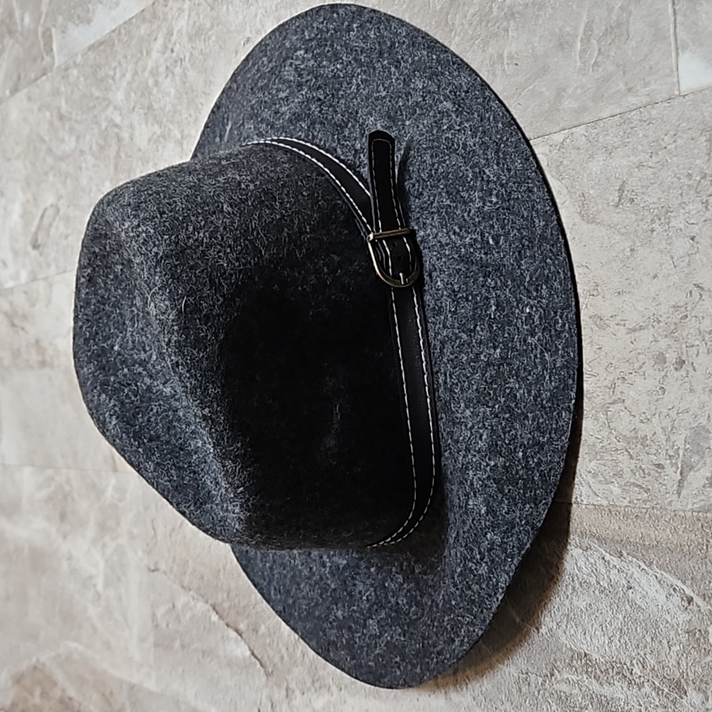 Steve Madden Wool Fedora. EUC.
